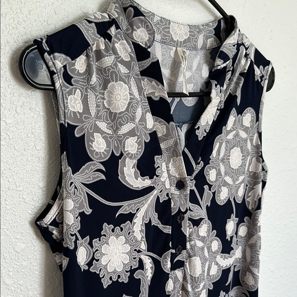PerSeption Concept Floral Sleeveless Women's Top Dark Blue and White Size Small - Picture 4 of 9